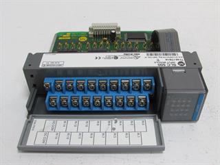 ik-industry/pd/allen-bradley-slc-500-1746-itb16-input-module-ser-c-top-zustand-54318-2.jpg