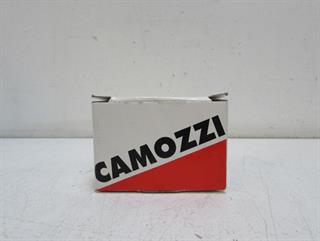 camozzi-m008-rs40-in-p-max-6bar-out-p-0-32bar-unused-und-ovp-54412-1.jpg