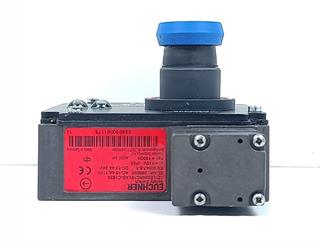 ik-industry/pd/euchner-tz1le024rc18vab-c1823-sicherheitsschalter-safety-switch-id-nr-088090-62777-4.jpg