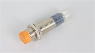 ik-industry/pd/ifm-electronic-iga3008-bpkg-induktiver-sensor-top-zustand-59460-2.jpg