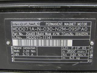 ik-industry/pd/indramat-rexrop-mdd071a-n-030-n2m-095pa0-motor-unbenutzt-67027-3.jpg