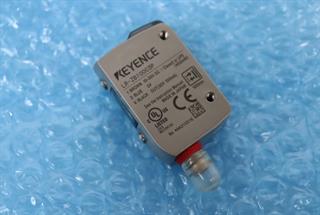 ik-industry/pd/keyence-lr-zb100c3p-laser-distanzsensor-unused-und-ovp-55466-4.jpg