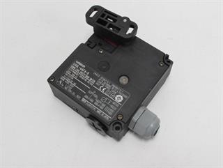 ik-industry/pd/omron-d4nl-4afa-b-guard-lock-safety-door-switch-neuwertig-72799-2.jpg