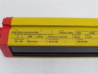 ik-industry/pd/omron-f3s-tgr-cl2a-014-300-receiver-top-zustand-73159-3.jpg