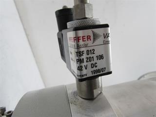 ik-industry/pd/pfeiffer-vacuum-turbo-pumpe-tmh-260-pm-p02-130-tfs-012-top-zustand-54615-4.jpg