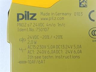 ik-industry/pd/pilz-pnoz-s7-24vdc-4no-1nc-750107-tested-und-neuwertig-65096-4.jpg