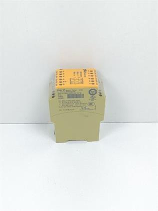 ik-industry/pd/pilz-pnoz-x3-230vac-24vdc-3no-1nc-1so-id-no-774318-unused-sealed-62517-3.jpg