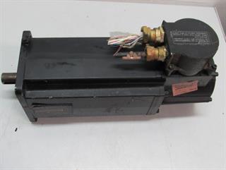 ik-industry/pd/rexrop-mke098b-047-kp1-benn-servo-motor-max-4500-71771-2.jpg