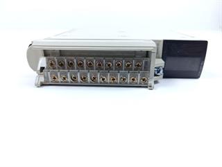 ik-industry/pd/schneider-automation-tsxdey16d2-24vdc-connector-module-tested-top-zustand-63107-2.jpg