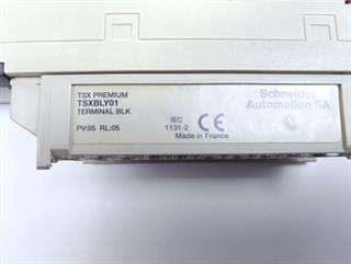 ik-industry/pd/schneider-automation-tsxdey16d2-24vdc-connector-module-tested-top-zustand-63107-3.jpg