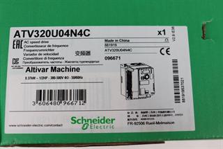 ik-industry/pd/schneider-electric-altivar-320-atv320u04n4c-037kw-400v-unused-ovp-56432-5.jpg