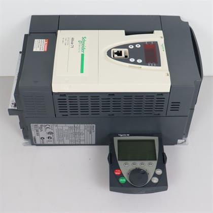 ik-industry/pd/schneider-electric-altivar-71-atv71hu55n4-55kw-400v-keypad-unused-und-ovp-59356-5.jpg