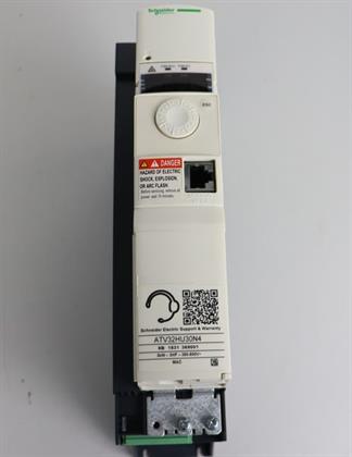 ik-industry/pd/schneider-electric-altivar-atv32hu30n4-3kw-400v-ovp-neuwertig-tested-60351-4.jpg