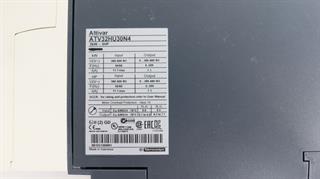 ik-industry/pd/schneider-electric-altivar-atv32hu30n4-3kw-400v-ovp-neuwertig-tested-60351-7.jpg