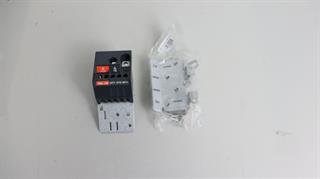 ik-industry/pd/schneider-electric-altivar-atv32hu30n4-3kw-400v-ovp-neuwertig-tested-60351-8.jpg