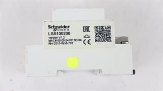 ik-industry/pd/schneider-electric-lss100200-spacelynk-server-wiser-top-zustand-58607-4.jpg