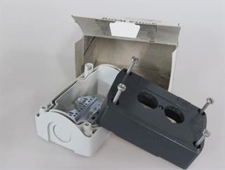 ik-industry/pd/schneider-electric-xald02-control-box-2-holes-harmony-011474-unused-ovp-59322-2.jpg