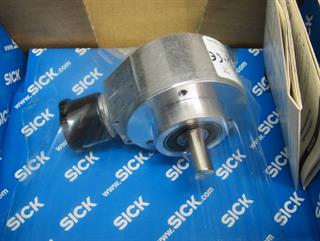 ik-industry/pd/sick-dfs60b-s4ea00002-incremental-encoder-1038861-drehgeber-unbenutzt-ovp-74489-3.jpg