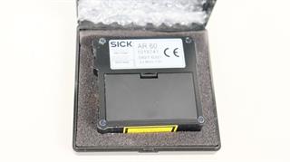 ik-industry/pd/sick-laser-ausrichtehilfe-ar60-1015741-unused-und-ovp-59685-2.jpg