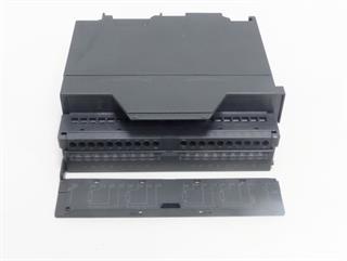 ik-industry/pd/siemens-300-6es7-322-1bh01-0aa0-sm322do-16xdc24v05a-e-st07-top-zustand-68898-2.jpg