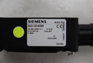 ik-industry/pd/siemens-3se5-132-0cr01-iecen-60947-5-1-ac15-230v-3a-top-zustand-55168-3.jpg