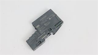 ik-industry/pd/siemens-6es7-131-4bd01-0aa0-6es7-193-4ca20-0aa0-4-di-dc-24v-top-zustand-60014-3.jpg