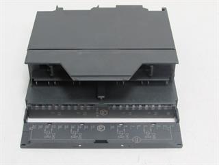 ik-industry/pd/siemens-6es7-322-5sd00-0ab0-e-st03-top-zustand-64737-2.jpg