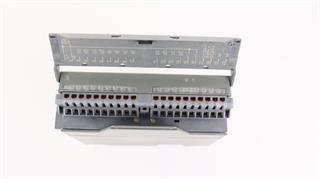 ik-industry/pd/siemens-6es7-338-4bc00-0ab0-e-st-1-6es7338-4bc00-0ab0-top-zustand-60722-3.jpg