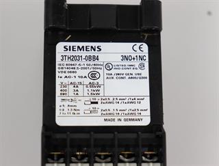 ik-industry/pd/siemens-hilfsschuetz-3p2031-0bb4-3n01nc-3tx4440-0a-3tx4490-4a-top-zustand-57227-3.jpg