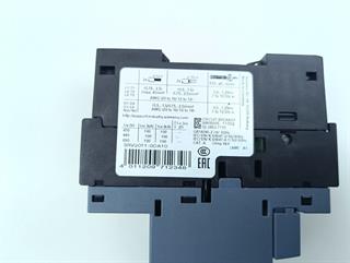 ik-industry/pd/siemens-leistungsschalter-3rv2011-0da10-top-zustand-62977-3.jpg