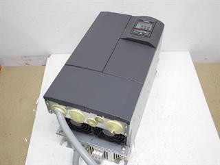 siemens-micromaster-440-6se6440-2ad31-8da1-400v-38a-185kw-keypad-neuwertig-70663-1.jpg