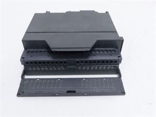 ik-industry/pd/siemens-s7-300-6es7-321-1bh02-0aa0-sm321-e-st03-top-zustand-52508-2.jpg