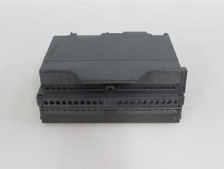 ik-industry/pd/siemens-s7-6es7-332-5hd01-0ab0-6es7332-5hd01-0ab0-e-st10-top-zustand-69775-2.jpg