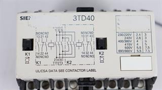 ik-industry/pd/siemens-schuetz-3td4002-2a-2s2oe2n02nc-top-zustand-59537-3.jpg