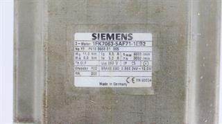 ik-industry/pd/siemens-servomotor-1fk7063-5af71-1eb2-motor-1fk70635af711eb2-tested-und-neuwertig-60815-4.jpg