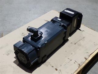 ik-industry/pd/siemens-servomotor-1ph8107-1dg03-0ce1-9000min-max-60a-c30200031me30-top-zustand-64429-2.jpg