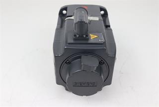 ik-industry/pd/siemens-simotics-servomotor-1fk7060-2af71-1ch1-z-tested-unused-56335-2.jpg