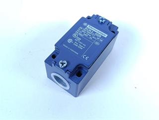 ik-industry/pd/telemecanique-zckj1h29-limit-switch-body-unused-und-ovp-65319-2.jpg