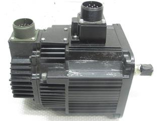 ik-industry/pd/yaskawa-ac-servo-motor-sgmgh-03acb6d-300w-30a-200v-max-1000-unbenutzt-70349-2.jpg