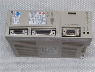 ik-industry/pd/yaskawa-sgda-01ap-servopack-100w-230v-unbenutzt-70340-4.jpg